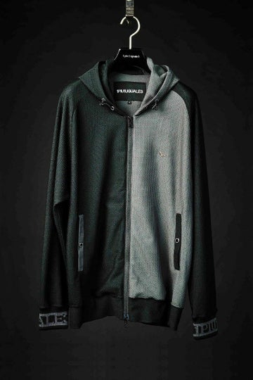 113 SPORT TECHNICAL MESH CRAZY ZIP UP PARKA［BLACK/CHARCOAL 