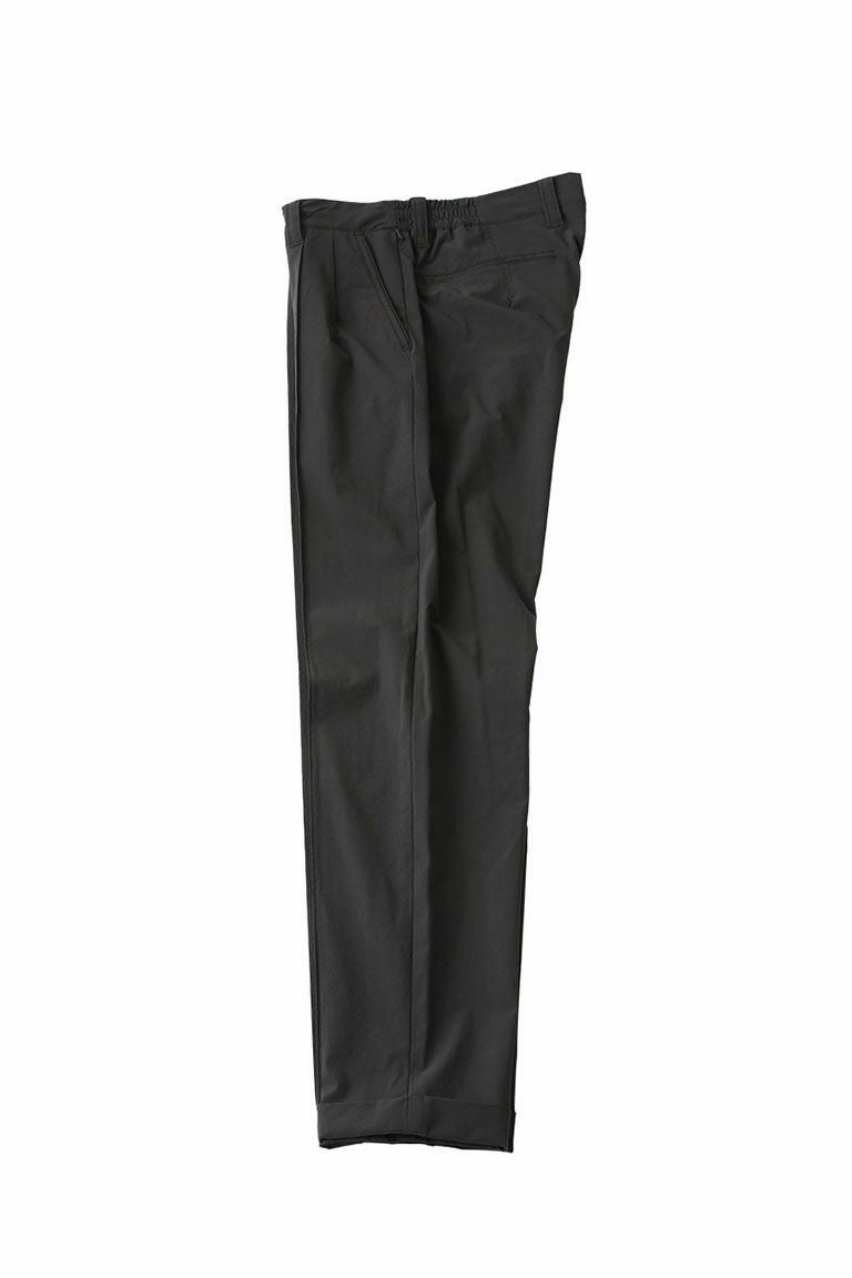 美品1piu1uguale3CREASESLACKSクリーススラックスブラック6 CREASE SLACKS［D.BROWN］ | VATOMCE | 1PIU1UGUALE3正規店