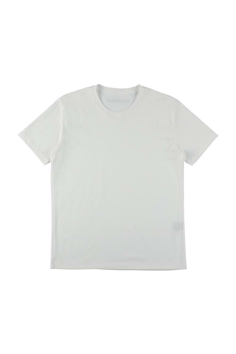ウノピゥウノウグァーレトレのtシャツ・カットソー